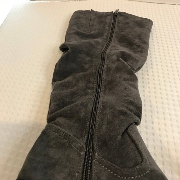 MIDNIGHT PENNY GREY SUEDE BOOTS SIZE 7.5 NEW - Picture 7 of 8